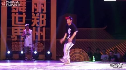 幼儿hiphop仙踪林的推荐：超火爆课程来袭，让孩子在音乐与舞蹈中尽情释放天赋，报名火速进行中！