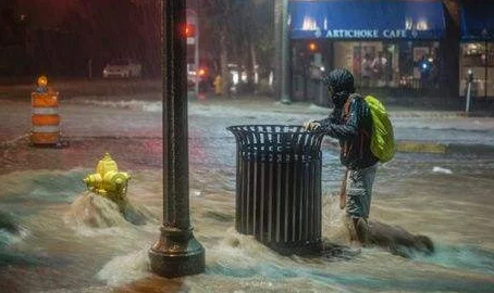 宝贝你真湿嗯想要，近期气候变化引发极端天气，全球多地遭遇暴雨洪涝灾害，影响民生与交通安全